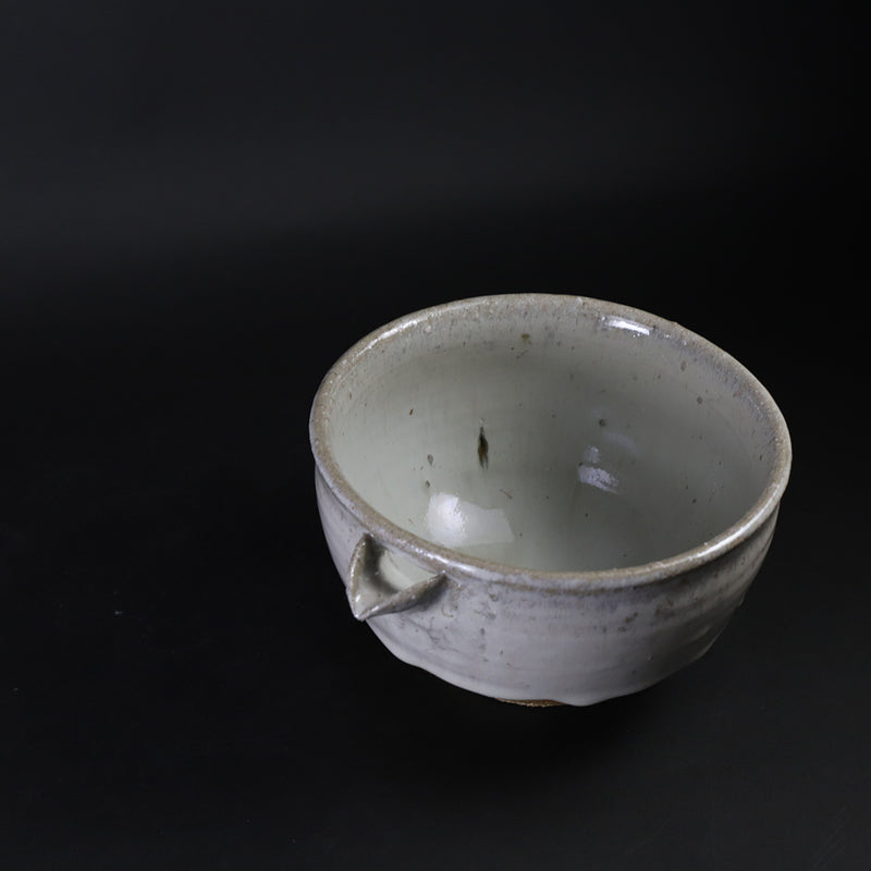 Madara Karatsu Katakuchi by the 14th generation Nakazato Tarouemon
