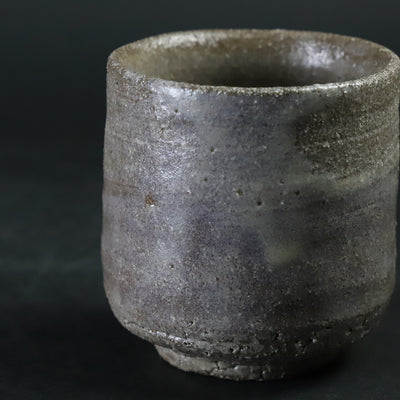 Karatsu sake cup 2 made by the 14th generation Nakazato Tarouemon