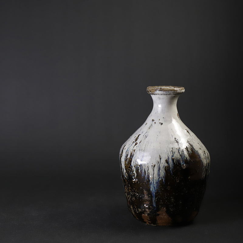 Korean Karatsu Tokkuri by Munehiko Maruta