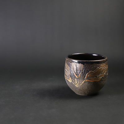 Taroemon Nakazato 14th Karatsu ink cloud scraped sake cup