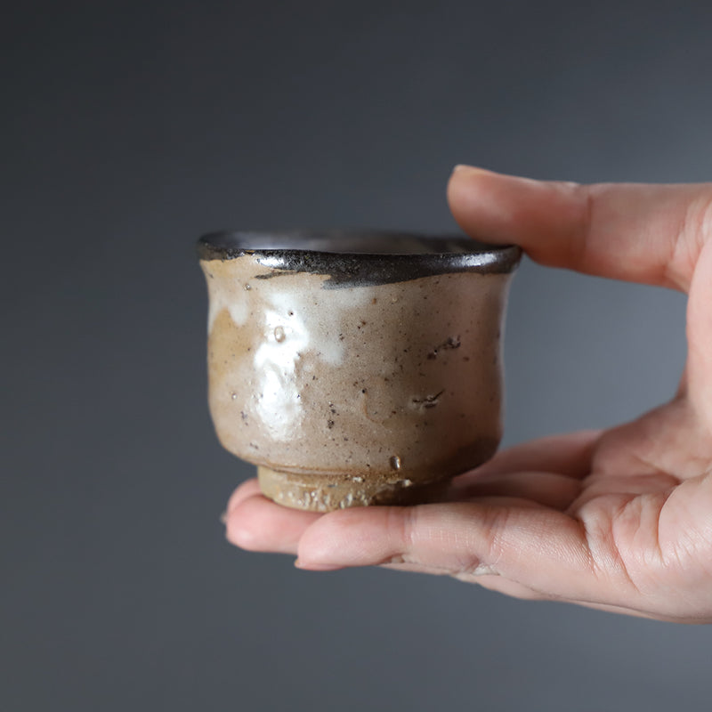 丸田宗彦　作　皮鯨ぐい呑