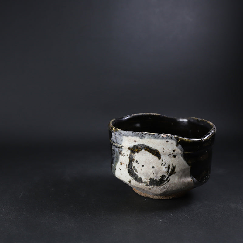 岡本作礼　作　黒織部唐津茶碗　No.5