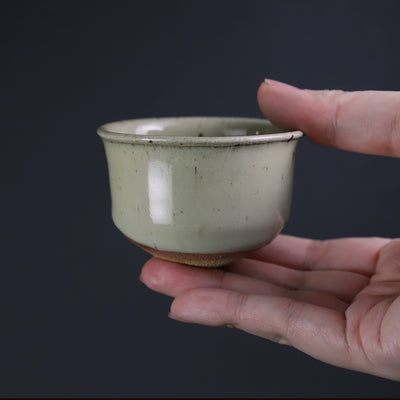 Madara Karatsu sake cup 1 by Nakazato Taki