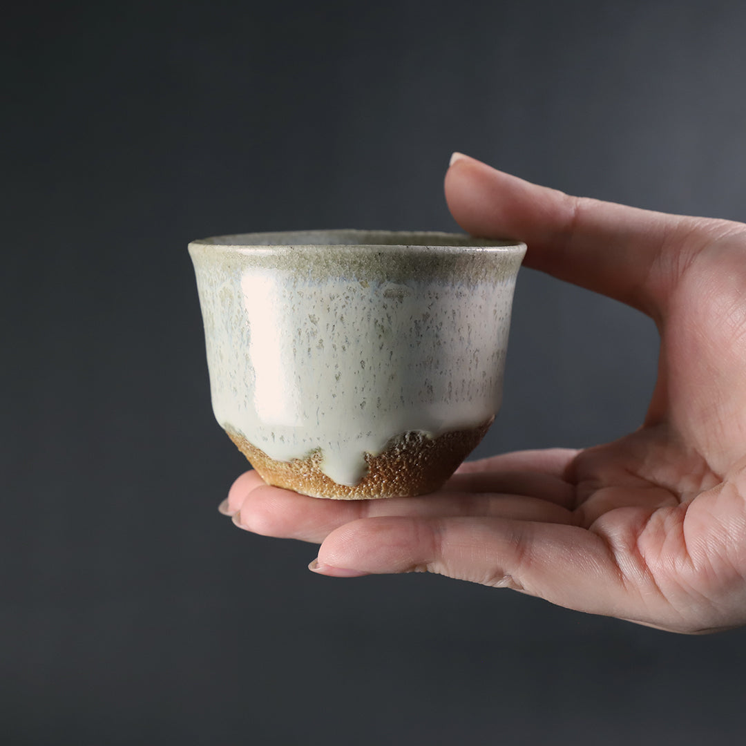 竹花正弘 唐津 ぐい呑み 竹花正弘 作 斑唐津ぐい呑 No.43 – ギャラリー一番館オンラインショップ