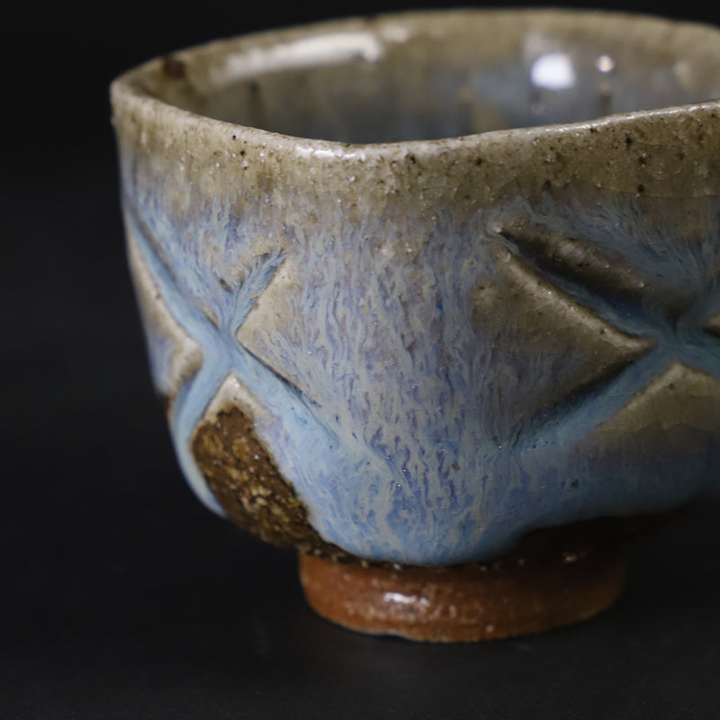 Ash-glazed four-sided carved sake cup by Shuichi Okamoto