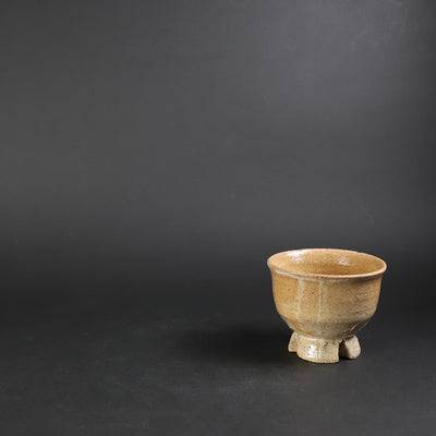 A high-rise sake cup by Shintaro Uchimura