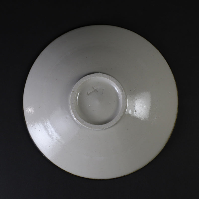 Taroemon Nakazato 14th Karatsu White Scratched Black Bowl Plate