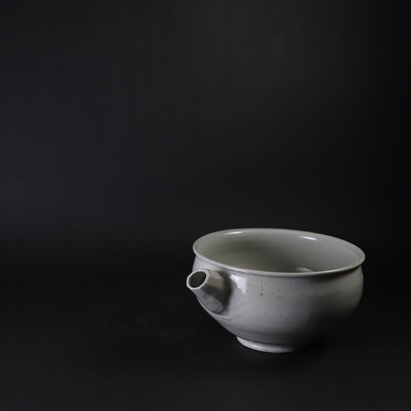 石井義久　作  白磁片口 No.56