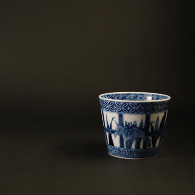 中村美穂　作　染付カップ