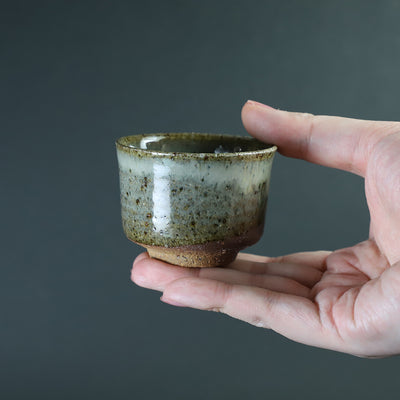Madara Karatsu sake cup by Taki Nakazato