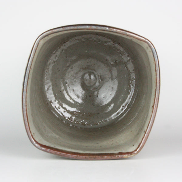 Nakazato Taroemon Kiln, Illustrated Karatsu Tea Cup (Sanbonmatsu)