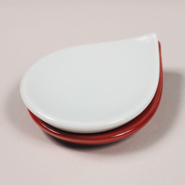 Red and white water drop bean plate (2 discs)