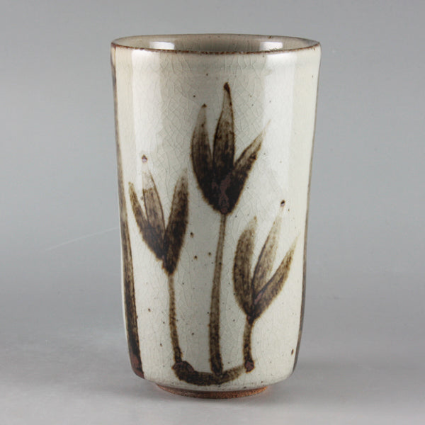 Taroemon Nakazato kiln, painting cup (bamboo grass)