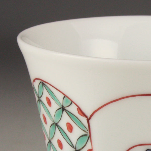 柿右衛門窯 錦地文ぐい呑 – ギャラリー一番館オンラインショップ