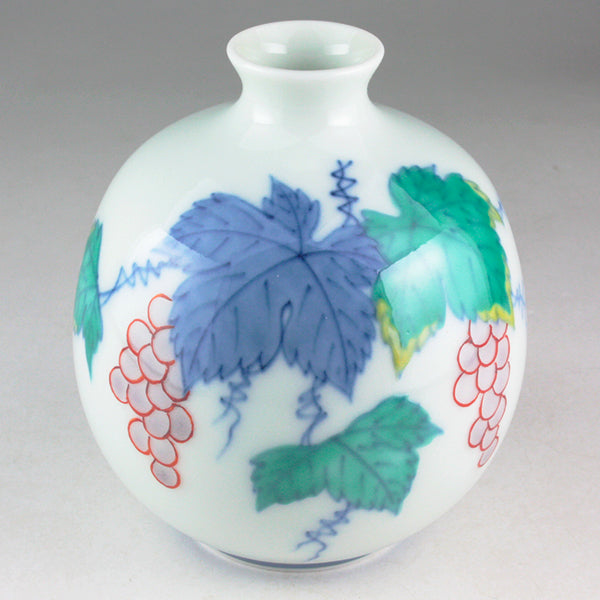 Imaemon kiln Nishiki vine painting vase 1