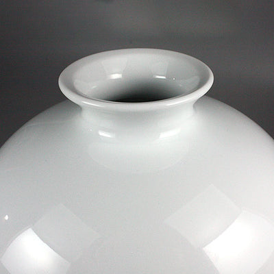 White porcelain round pot by Manji Inoue