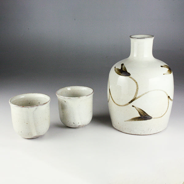 中里太郎右衛門窯　作　絵粉引酒器揃
