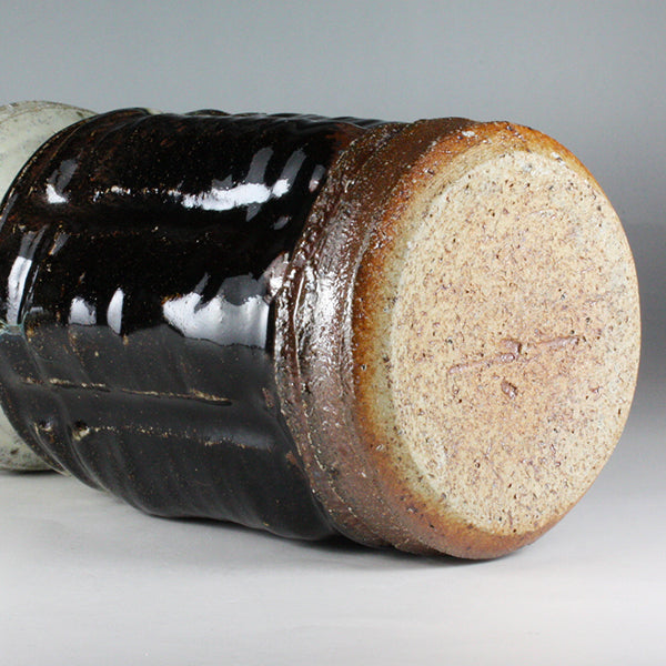 Sakurei Okamoto Korean Karatsu flower vase with ears