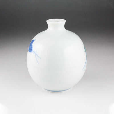 Imaemon Kiln Nishiki Vine Painting Vase 2