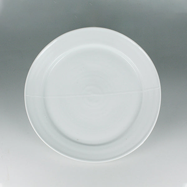 Karatsu white porcelain plate by Yukiko Tsuchiya