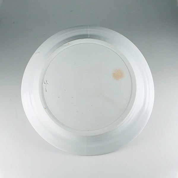 Karatsu white porcelain plate by Yukiko Tsuchiya