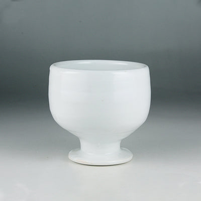 Karatsu white porcelain cup by Yukiko Tsuchiya