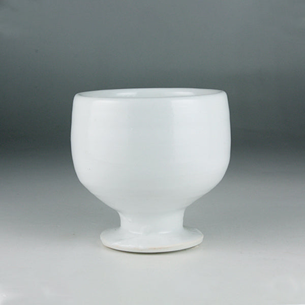 Karatsu white porcelain cup by Yukiko Tsuchiya