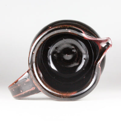 Iron glaze pitcher by Taki Nakazato