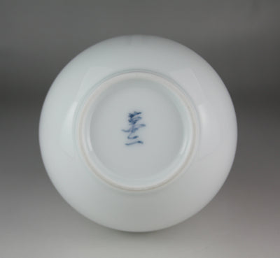Manji Inoue kiln white porcelain engraving pattern sake set
