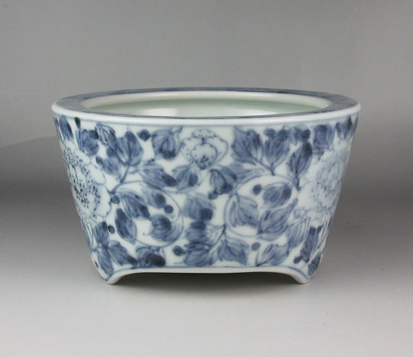 Incense burner with peony arabesque design by Seiji Takamori (Small B)