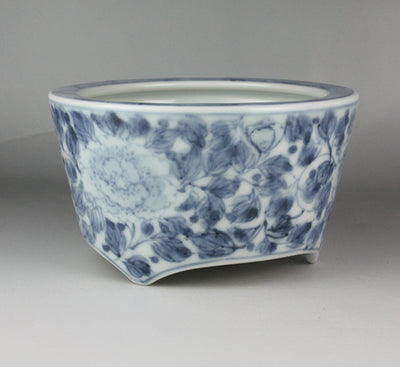 Incense burner with peony arabesque design by Seiji Takamori (Small B)