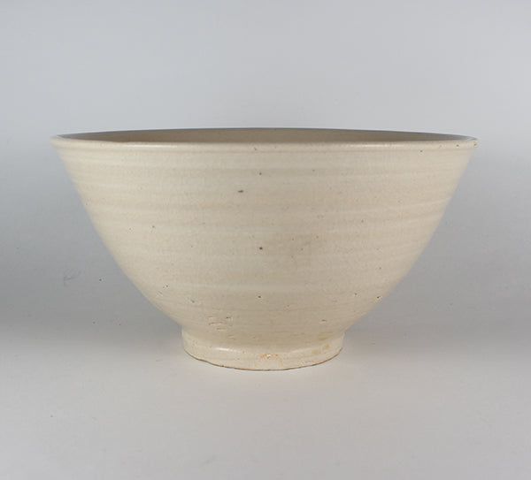 White porcelain bowl by Takashi Nakazato