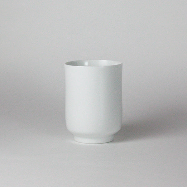 White porcelain teacup 2 by Seigo Nakamura