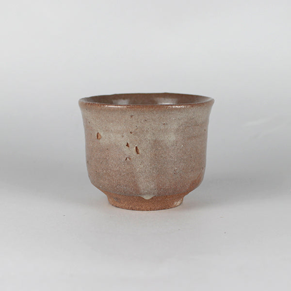 Karatsu sake cup by Naoto Yano