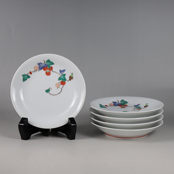 Kakiemon Kiln Nishiki Strawberry Plate (Five Guests)