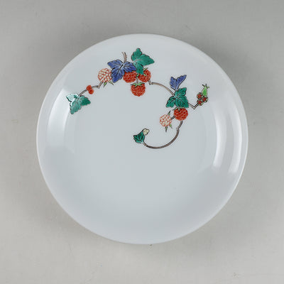 Kakiemon Kiln Nishiki Strawberry Plate (Five Guests)