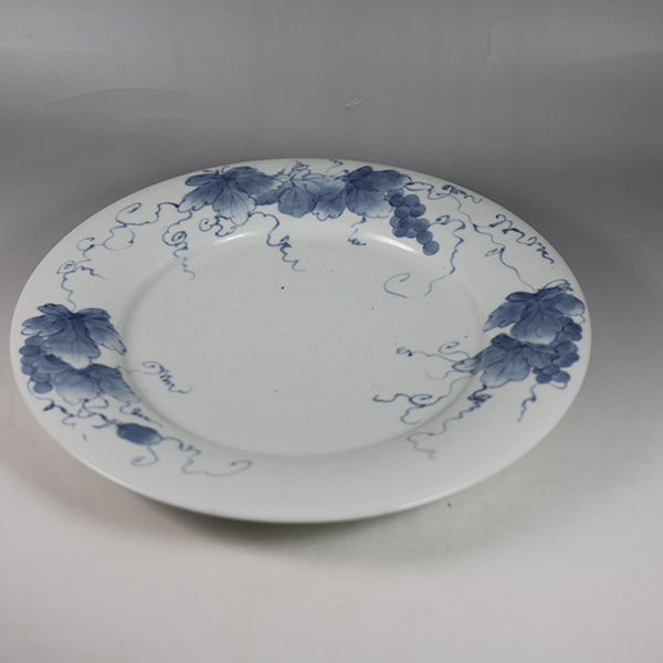 Dyeing Grape Design Plate by Seiji Takamori