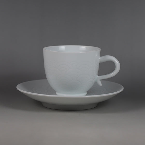 Manji Inoue white porcelain blue sea wave design coffee bowl