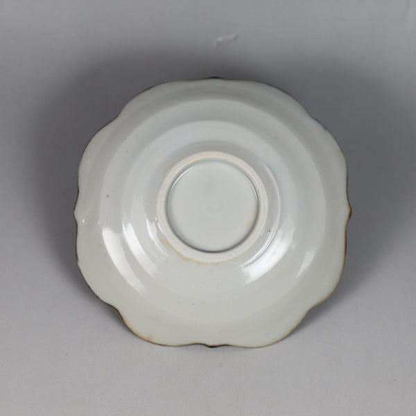 Four-sided small plate by AritaPorcelainLab (Gosumaki)