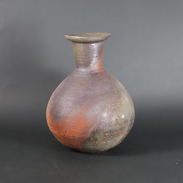 Karatsu Nanban flower vase by Taki Nakazato