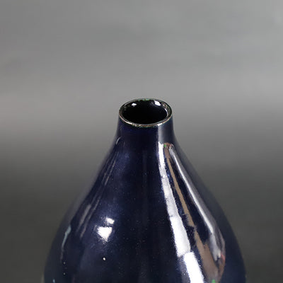 Flower Vase by Hanako Nakazato (2TN)