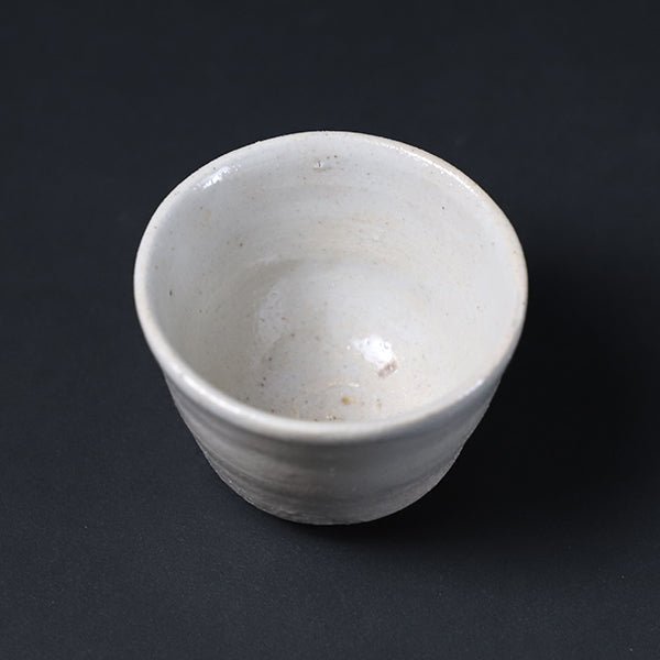 White porcelain cup 1 by Yoshihisa Ishii