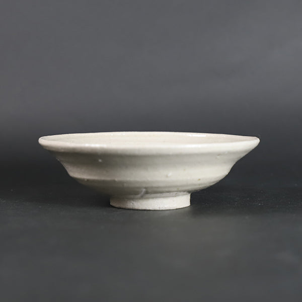 White porcelain plate 1 by Yoshihisa Ishii
