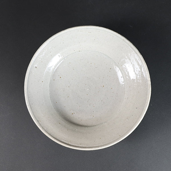 White porcelain plate 2 by Yoshihisa Ishii