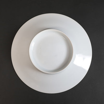 Blue and white porcelain plate by Akio Momota