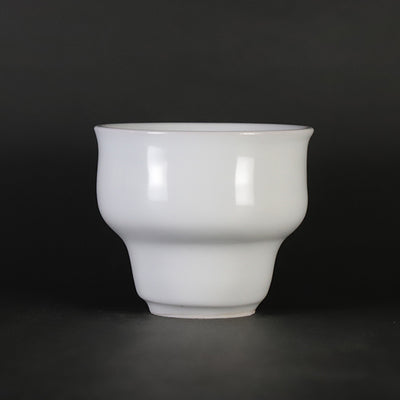 White porcelain tea cup by Takashi Nakazato