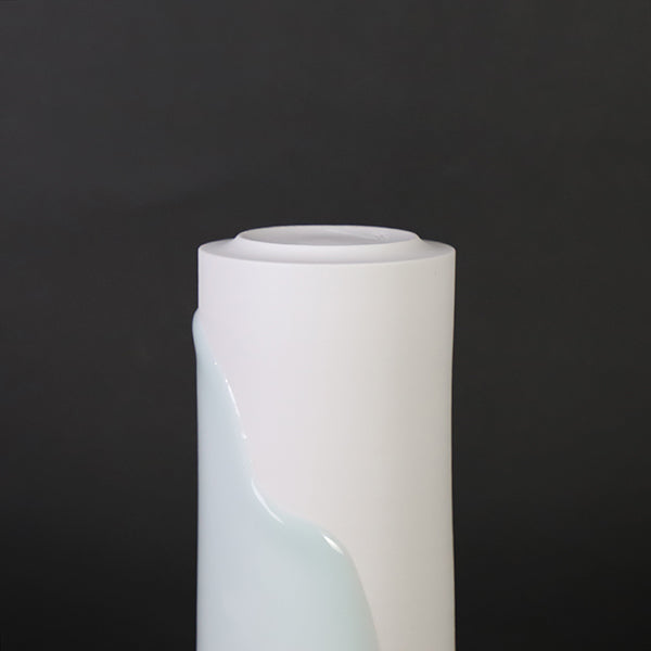 Blue porcelain cup by Akio Momota