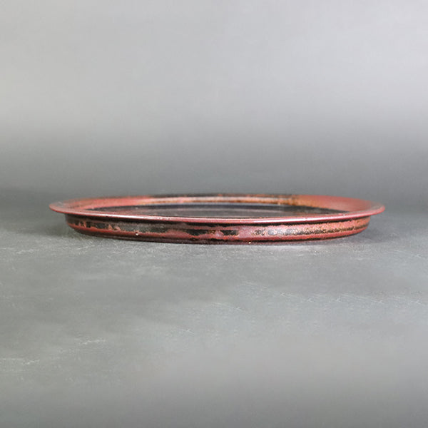 Iron-glazed plate by Taki Nakazato