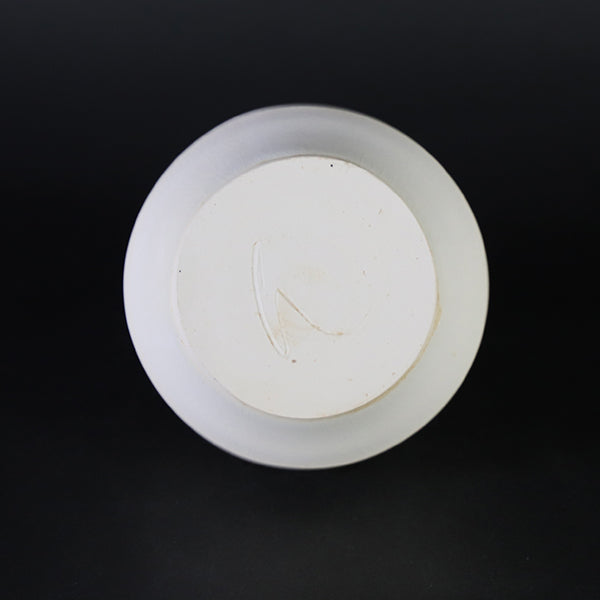 Sake bottle by Hanako Nakazato