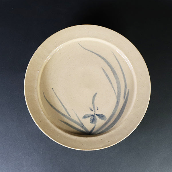 Nakazato Tarōemon Kiln Karatsu Offering Plate